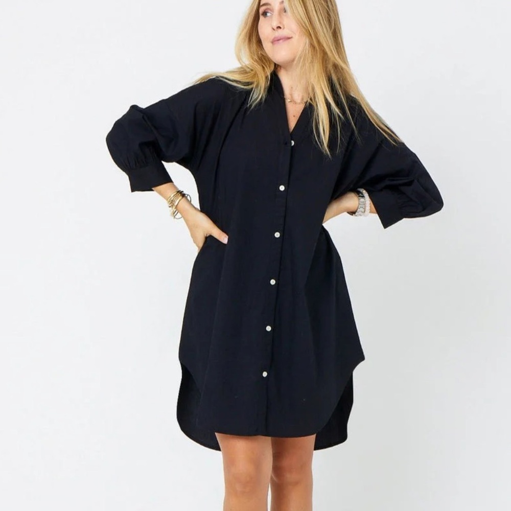Relaxed Black Button-Front Mini Dress